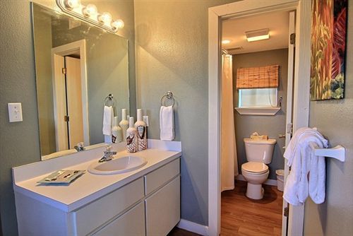 Balinese Wellness Spa And Yoga Retreat Adults Only Port Aransas Exterior photo